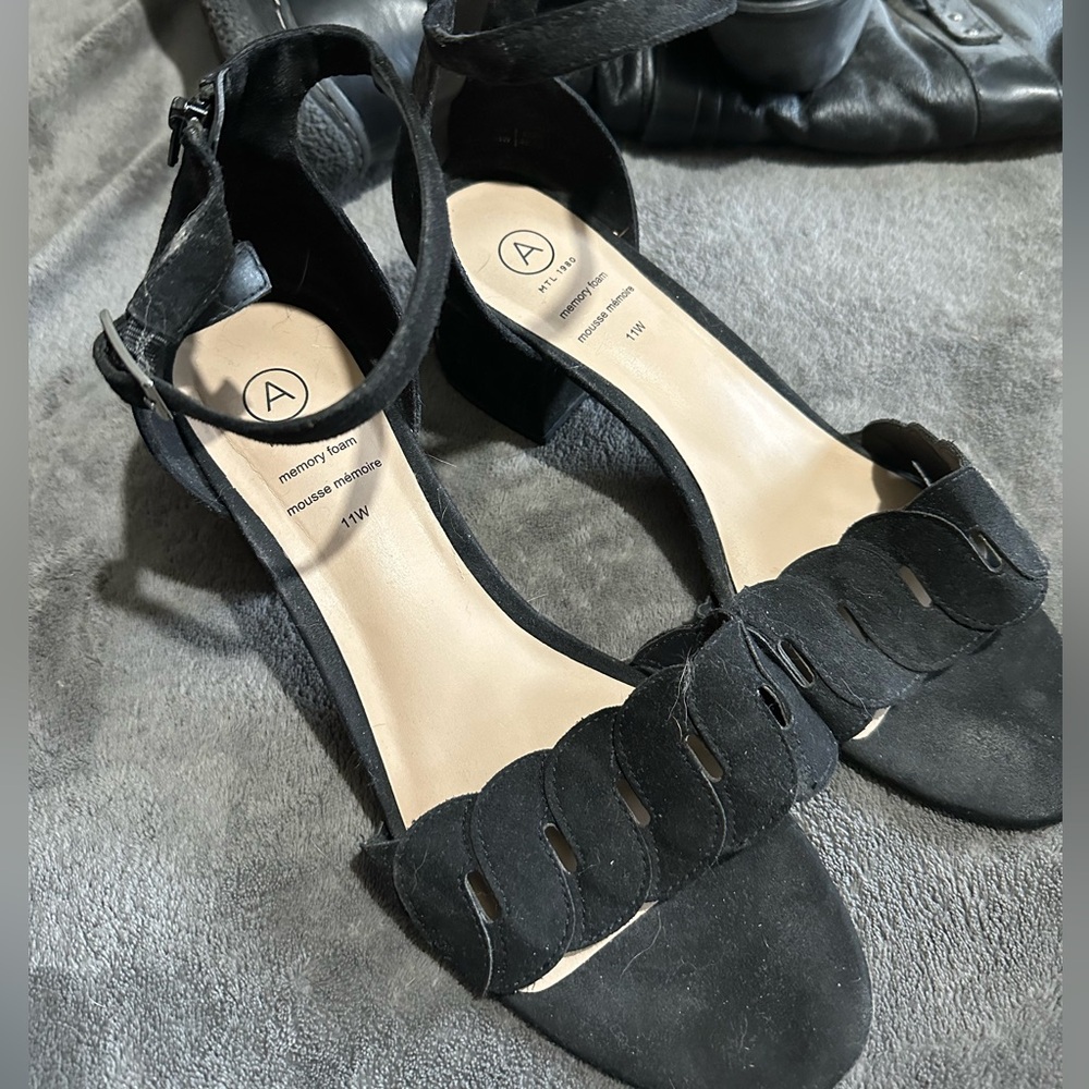 Addition Elle Heels